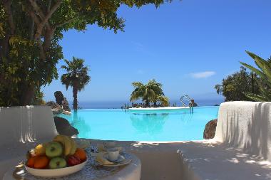 Maison de vacances /en/au Adeje (Teneriffa)ou appartement ou maison de vacances