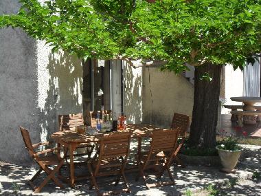 Villa �/en/au Saint-Maximin (Var)ou appartement ou maison de vacances