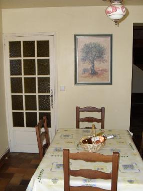 Villa �/en/au Saint-Maximin (Var)ou appartement ou maison de vacances