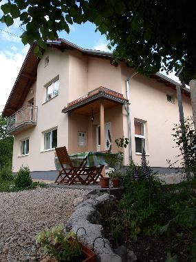 Maison de vacances /en/au Gospic (Licko-Senjska)ou appartement ou maison de vacances
