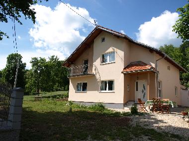 Maison de vacances /en/au Gospic (Licko-Senjska)ou appartement ou maison de vacances