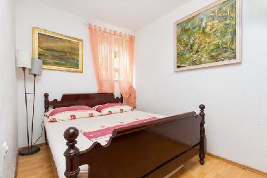 Chambre avec petit djeuner /en/au Okrug Gornji (Splitsko-Dalmatinska)ou appartement ou maison de vacances