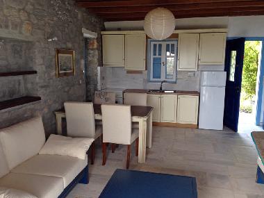 Maison de vacances �/en/au Paros (Kyklades)ou appartement ou maison de vacances
