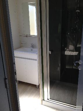 Chalet �/en/au mons (Gard)ou appartement ou maison de vacances