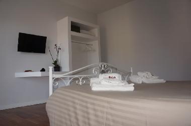 Chambre avec petit d�jeuner �/en/au Crotone (Crotone)ou appartement ou maison de vacances