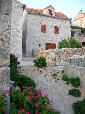 Appartement de vacances /en/au Kaprije (Sibensko-Kninska)ou appartement ou maison de vacances