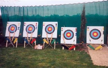 Caravane  �/en/au Rauzan (Dordogne)ou appartement ou maison de vacances