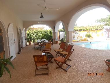 la grande terrasse meubl�e