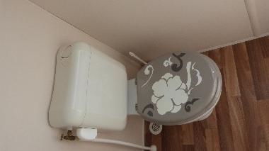 Chalet �/en/au Hy�res (Var)ou appartement ou maison de vacances