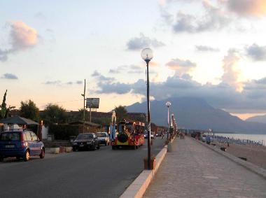 Villa �/en/au Campofelice Di Roccella (Palermo)ou appartement ou maison de vacances