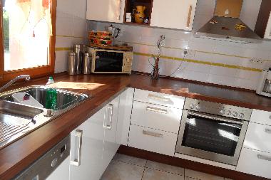 cuisine spacieuse et  bien quipe