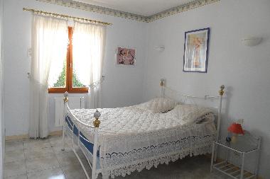 grand placard 5 portes ,lit 140