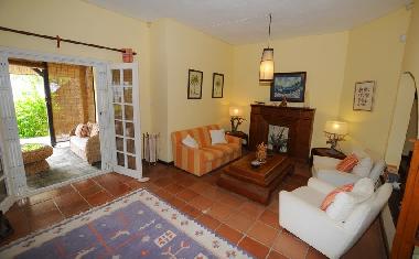 Villa �/en/au Roches Noires (Flacq)ou appartement ou maison de vacances