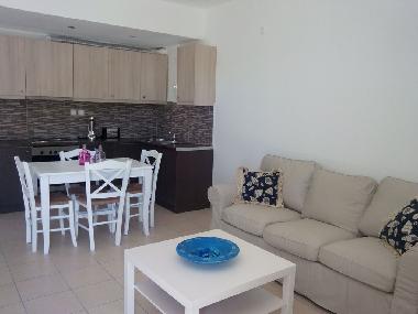 Maison de vacances /en/au KYPRI (Kyklades)ou appartement ou maison de vacances