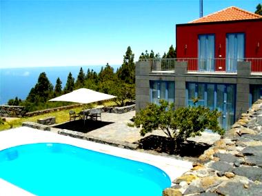 Villa �/en/au Tijarafe (La Palma und El Hierro)ou appartement ou maison de vacances