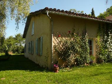 Maison de vacances /en/au Ngrepelisse (Tarn-et-Garonne)ou appartement ou maison de vacances