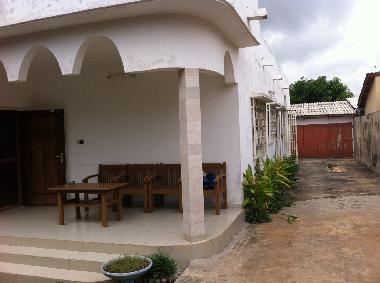 Villa �/en/au lom� (Lome)ou appartement ou maison de vacances