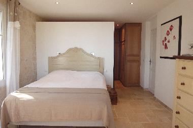 Villa �/en/au grimaud (Var)ou appartement ou maison de vacances