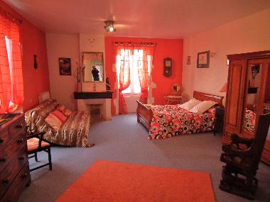 Palais / Ch�teau �/en/au st just luzac (Charente-Maritime)ou appartement ou maison de vacances