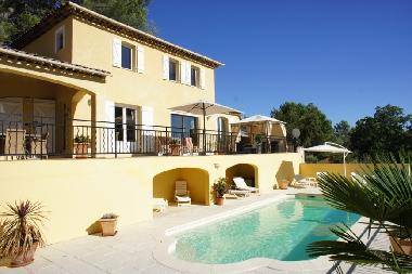 Maison de vacances �/en/au Draguignan (Var)ou appartement ou maison de vacances