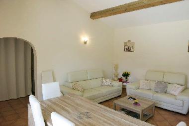 Maison de vacances /en/au lorgues (Var)ou appartement ou maison de vacances