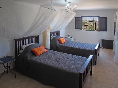 Chambre avec petit djeuner /en/au Comares (Mlaga)ou appartement ou maison de vacances