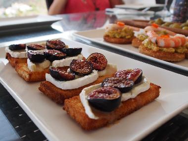 Chambre avec petit djeuner /en/au Comares (Mlaga)ou appartement ou maison de vacances