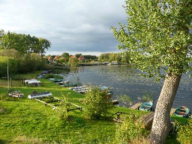 Maison de vacances �/en/au Sternberg (Mecklenburgische Seenplatte)ou appartement ou maison de vacances