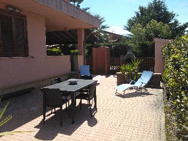 Maison de vacances /en/au Campofelice di Roccella (Palermo)ou appartement ou maison de vacances