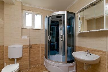 Villa /en/au Okrug Gornji (Splitsko-Dalmatinska)ou appartement ou maison de vacances