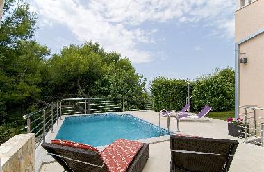 Villa /en/au Okrug Gornji (Splitsko-Dalmatinska)ou appartement ou maison de vacances