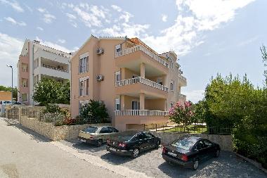 Villa /en/au Okrug Gornji (Splitsko-Dalmatinska)ou appartement ou maison de vacances