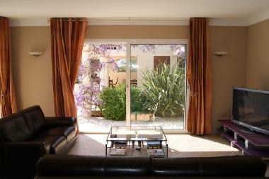 Villa �/en/au Callian (Var)ou appartement ou maison de vacances