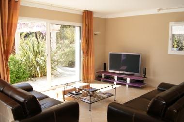 Villa �/en/au Callian (Var)ou appartement ou maison de vacances