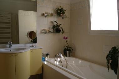 Villa �/en/au Callian (Var)ou appartement ou maison de vacances