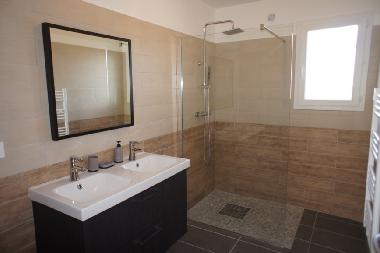 Villa �/en/au Lorgues (Var)ou appartement ou maison de vacances