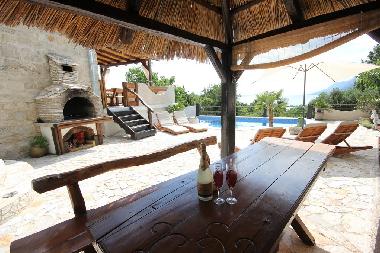 Maison de vacances /en/au Brela Donja (Splitsko-Dalmatinska)ou appartement ou maison de vacances