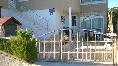 Appartement de vacances /en/au Rogoznica (Sibensko-Kninska)ou appartement ou maison de vacances