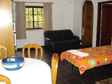 Chambre avec petit d�jeuner �/en/au Fernao Ferro, Seixal (Pen�nsula de Set�bal)ou appartement ou maison de vacances