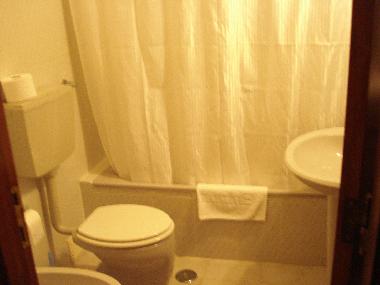 Chambre avec petit d�jeuner �/en/au Fernao Ferro, Seixal (Pen�nsula de Set�bal)ou appartement ou maison de vacances