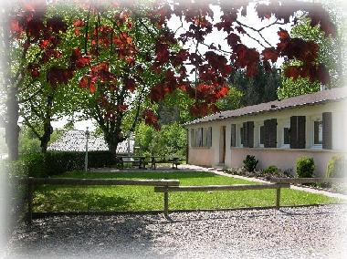 Chalet /en/au SENONES (Vosges)ou appartement ou maison de vacances