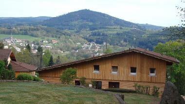Chalet /en/au SENONES (Vosges)ou appartement ou maison de vacances