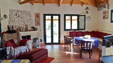 Maison de vacances �/en/au Aegio/Egio/Chatzi (Korinthia)ou appartement ou maison de vacances