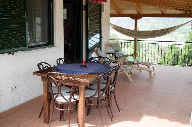 Maison de vacances �/en/au Aegio/Egio/Chatzi (Korinthia)ou appartement ou maison de vacances