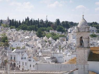 Maison de vacances �/en/au locorotondo (Bari)ou appartement ou maison de vacances