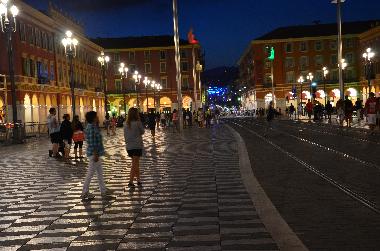 Appartement de vacances �/en/au NICE (Alpes-Maritimes)ou appartement ou maison de vacances