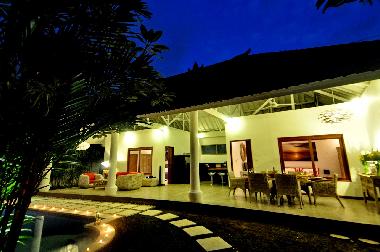 Villa �/en/au S�minyak (Bali)ou appartement ou maison de vacances