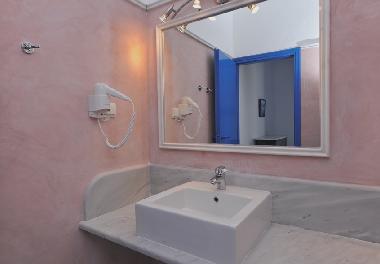 Htel /en/au Antiparos (Kyklades)ou appartement ou maison de vacances