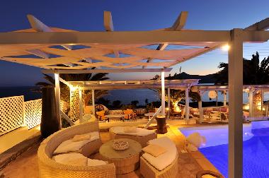 H�tel �/en/au Antiparos (Kyklades)ou appartement ou maison de vacances