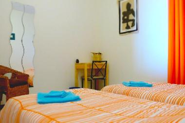 Chambre avec petit d�jeuner �/en/au Ponta Do Sol (Ribeira Grande)ou appartement ou maison de vacances